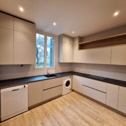 Un esempio di Arredamento completo per la cucina a Treviso